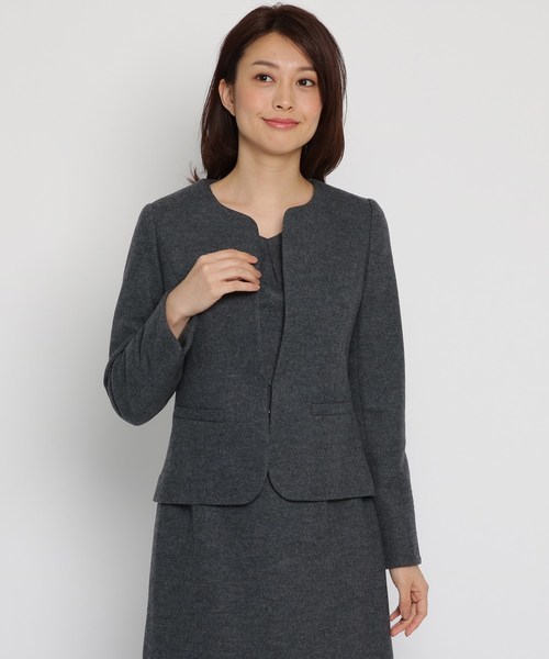 Sunauna(スーナウーナ)の「圧縮ウールノーカラージャケット(ノーカラージャケット・レディース・チャコールグレー/ネイビー・40/38/36)」の3枚目の写真