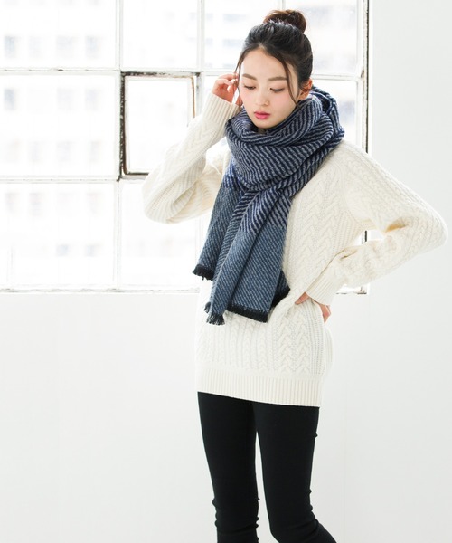 QUEENHEAD（クイーンヘッド）の「チュアリーズ大判ストールマフラー（マフラー・レディース・ブラック/ベージュ/ネイビー/ピンク・FREE）」の20枚目の写真