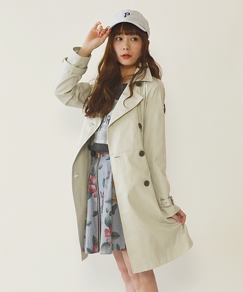 Khaju（カージュ）の「Khaju:トレンチコート□（トレンチコート・レディース・ライトグレー/ベージュ/ベージュ系その他・36/38）」の2枚目の写真