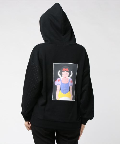 FRAPBOIS（フラボア）の「ＳＮＯＷ　ＷＨＩＴＥ　パーカー（パーカー・レディース・ブラック・1）」の3枚目の写真