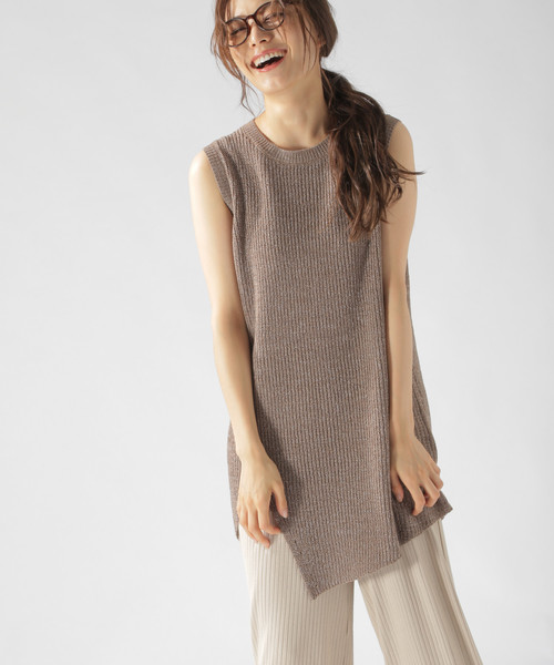 BAYFLOW(ベイフロー)の「イレギュラーヘムベスト(ニット/セーター・レディース・グレー/マスタード/ブラウン・FREE)」の2枚目の写真