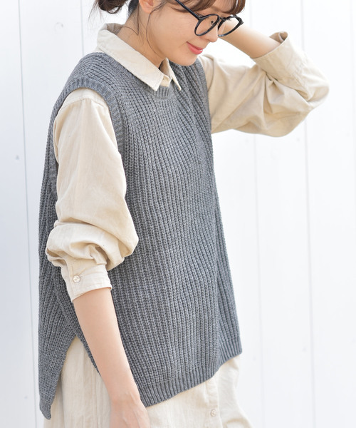 rps（アールピーエス）の「アクリルゆったりニットベスト（ベスト・レディース・杢グレー/ネイビー/ベージュ系その他/モカ/チャコールグレー/グレイッシュベージュ・M）」の3枚目の写真