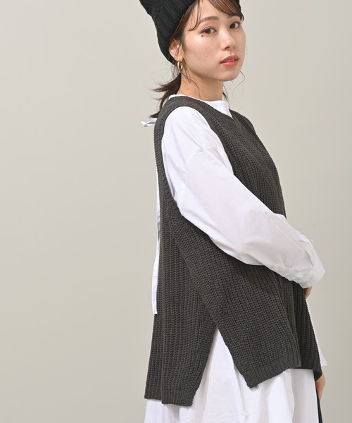 rps（アールピーエス）の「アクリルゆったりニットベスト（ベスト・レディース・杢グレー/ネイビー/ベージュ系その他/モカ/チャコールグレー/グレイッシュベージュ・M）」の2枚目の写真