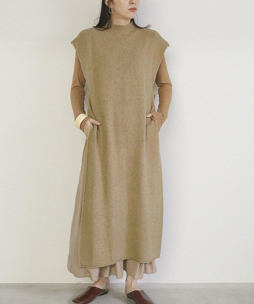select MOCA（セレクトモカ）の「サイドスリットデザインニットベスト/プチハイネックリブサイドオープンニットロングワンピ（ベスト・レディース・ブラウン/ベージュ/ライトベージュ・FREE）」の10枚目の写真