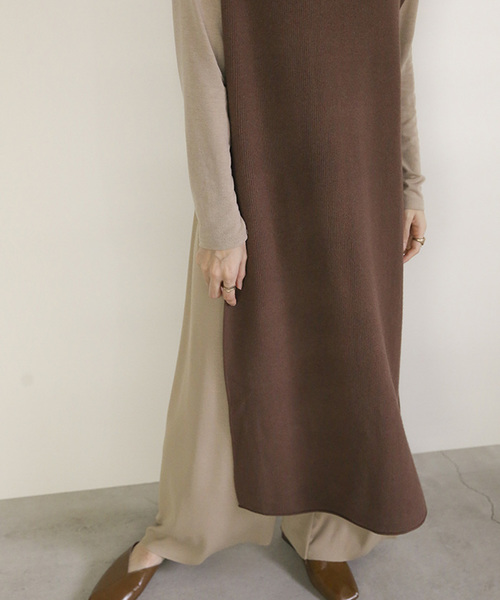 select MOCA（セレクトモカ）の「サイドスリットデザインニットベスト/プチハイネックリブサイドオープンニットロングワンピ（ベスト・レディース・ブラウン/ベージュ/ライトベージュ・FREE）」の14枚目の写真