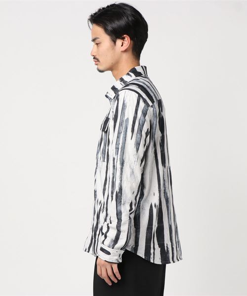 Snow Peak（スノーピーク）の「Printed Flexible Insulated Shirt（シャツ/ブラウス・メンズ・ホワイト・1/2/SMALL/MEDIUM/LARGE/X-LARGE/XX-LARGE）」の2枚目の写真