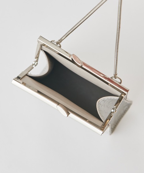 mystic（ミスティック）の「ミニクロコがま口ショルダー（ショルダーバッグ・レディース・アイボリー/ブラック/グレー・FREE）」の8枚目の写真