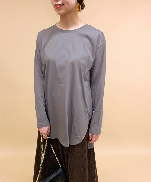 fredy repit（フレディレピ）の「ラウンドヘムロンT（Tシャツ/カットソー・レディース・オフホワイト/グレー/ベージュ・38）」の9枚目の写真