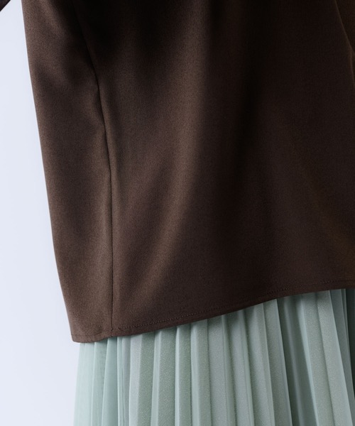 Rewde（ルゥデ）の「胸元ﾊﾞｰ付袖ｼﾌｫﾝﾌﾞﾗｳｽ（0R13-8200313）（シャツ/ブラウス）」 - WEAR