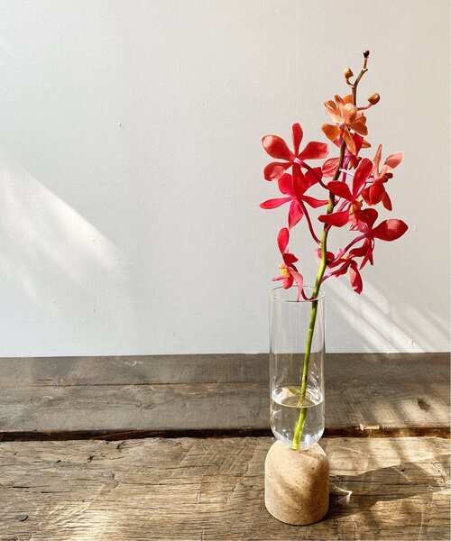 journal standard Furniture (ジャーナルスタンダードファニチャー)の「【CLAY/クレイ】CORK FLOWER VASE M フラワーベース 花瓶(フラワーベース・レディース・その他・FREE)」の3枚目の写真