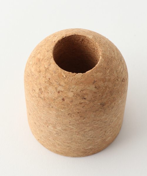 journal standard Furniture (ジャーナルスタンダードファニチャー)の「【CLAY/クレイ】CORK FLOWER VASE M フラワーベース 花瓶(フラワーベース・レディース・その他・FREE)」の6枚目の写真