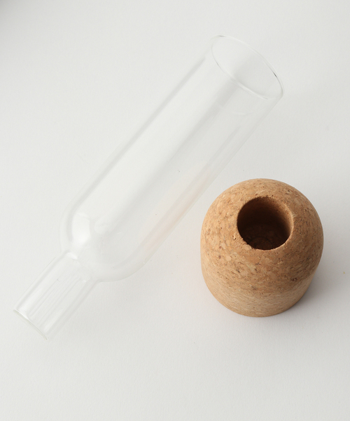 journal standard Furniture (ジャーナルスタンダードファニチャー)の「【CLAY/クレイ】CORK FLOWER VASE M フラワーベース 花瓶(フラワーベース・レディース・その他・FREE)」の18枚目の写真