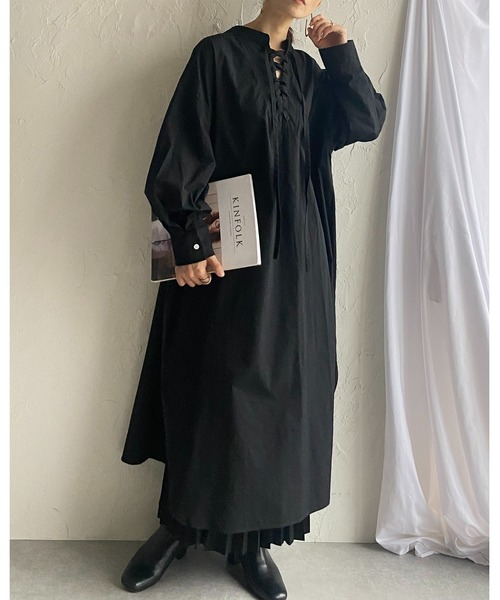 She's Closet（シーズクローゼット）の「スタンドカラー編み上げレースアップ長袖ロングシャツワンピース【低身長向け/高身長向けサイズ有】（シャツワンピース・レディース・ホワイト/ベージュ/ラベンダー/ブラック・FREE/SHORT/TALL）」の20枚目の写真