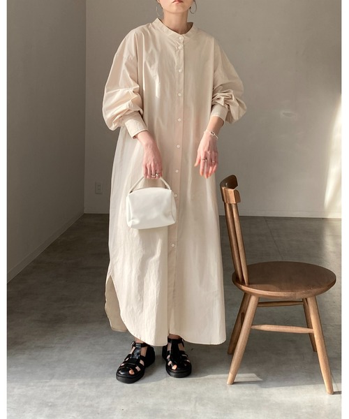She's Closet（シーズクローゼット）の「スタンドカラー編み上げ