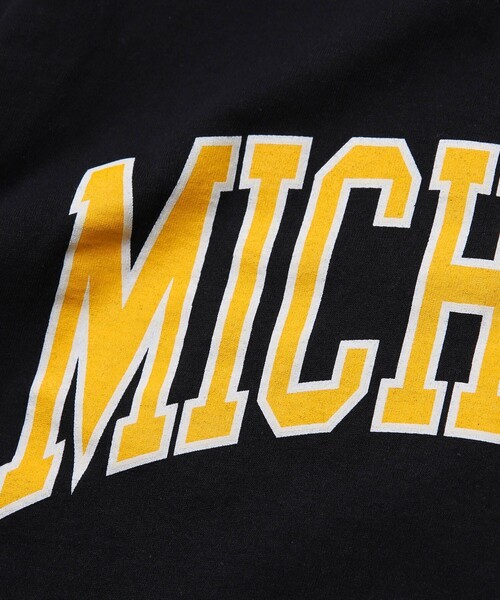 FREAK'S STORE（フリークスストア）の「WEB限定 FUGAZY/ファーガジー 別注 MICHIGAN カレッジプリントTシャツ（Tシャツ/カットソー・メンズ・ホワイト/ブラック/オリーブ/ネイビー・SMALL/LARGE/MEDIUM/X-LARGE）」の13枚目の写真