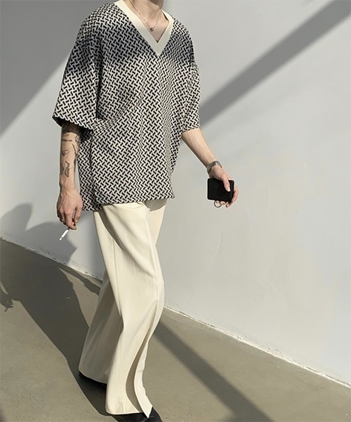 WESTBOY（ウエストボーイ）の「【WB ORIGINALS】V-neck Knit T-shirt in Original Jacquard WO21S306TP（ニット/セーター・メンズ・ブラック/ブラウン・M/L/XL）」の12枚目の写真