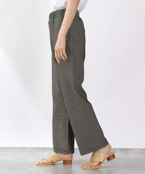 LOWRYS FARM（ローリーズファーム）の「カットジャガードパンツ２　946921（その他パンツ・レディース・ブラック/ダークブラウン/グレー・FREE）」の4枚目の写真