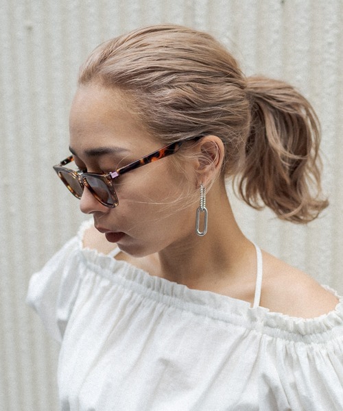 RASVOA(ラスボア)の「フォックススクエアサングラス(サングラス・レディース・ブラック/ブラウン/オフホワイト/ブルー・FREE)」の15枚目の写真