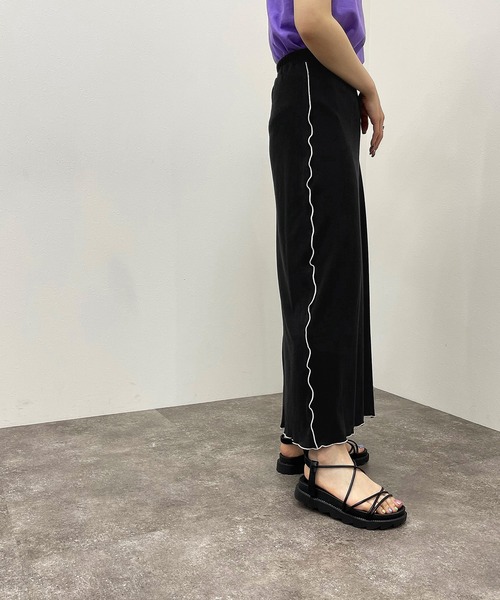 apres jour mignon（アプレジュールミニョン）の「テレコメローナロースカート【ZOZOTOWN限定アイテム】（スカート・レディース・アイボリー/ブラック/グリーン・フリー/X-LARGE）」の13枚目の写真