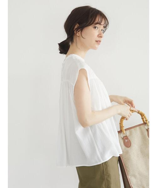 Sugar spoon（シュガースプーン）の「・SUGAR SPOON ヨーク刺繍ブラウス＊（シャツ/ブラウス・レディース・ピンク/ブルー/ブラック/オフホワイト・FREE）」の9枚目の写真