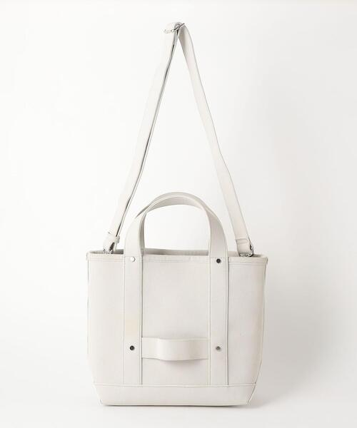 green label relaxing（グリーンレーベルリラクシング）の「LT WT SMALL 2WAY トートバッグ（ショルダーバッグ・レディース・ライトグレー/ブラック・FREE）」の10枚目の写真