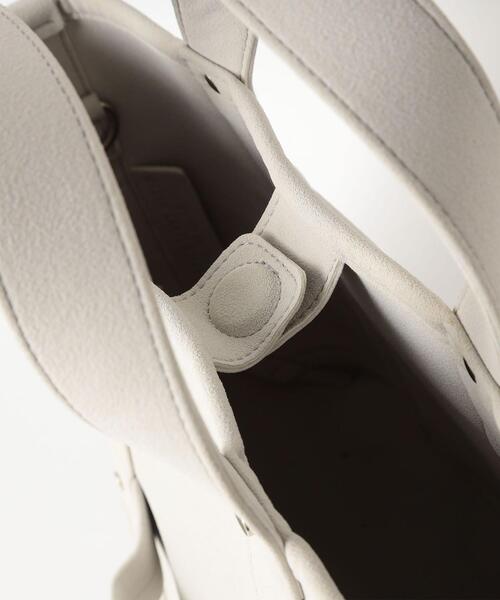 green label relaxing（グリーンレーベルリラクシング）の「LT WT SMALL 2WAY トートバッグ（ショルダーバッグ・レディース・ライトグレー/ブラック・FREE）」の9枚目の写真