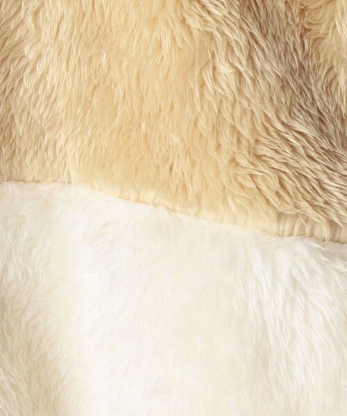 Champion（チャンピオン）の「【WEB限定/SHIPS別注】Champion: シェルパフリース バイカラー ジップ ブルゾン（ブルゾン・メンズ・ベージュ/ネイビー/ブラウン/オリーブ・SMALL/MEDIUM/LARGE/X-LARGE）」の8枚目の写真