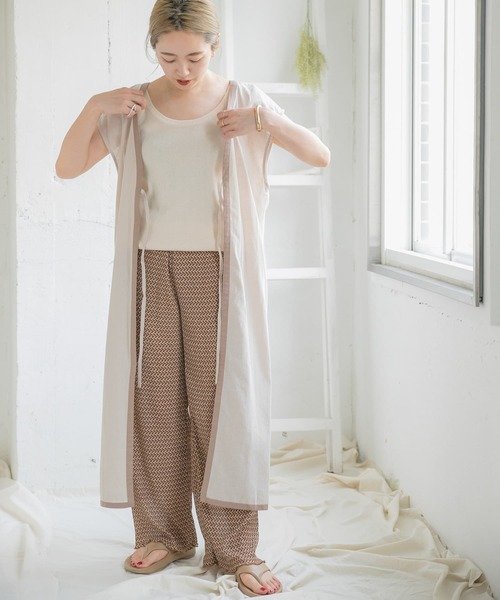 ITEMS URBANRESEARCH（アイテムズ アーバンリサーチ）の「ガライージープリーツパンツ（その他パンツ・レディース・ブラウン/ブラック/アイボリー・FREE）」の6枚目の写真