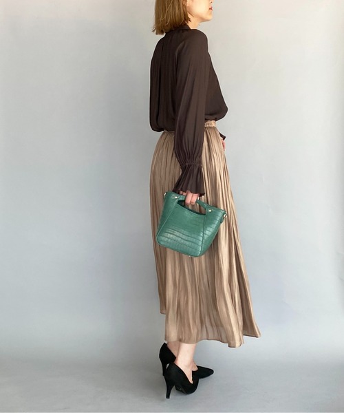 DIARIUM（ディアリウム）の「フロントクルミボタンギャザーブラウス（シャツ/ブラウス・レディース・ブラウン/ラベンダー・M）」の7枚目の写真