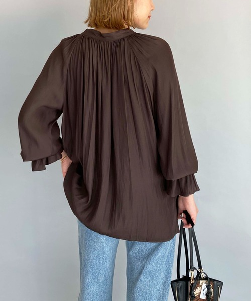 DIARIUM（ディアリウム）の「フロントクルミボタンギャザーブラウス（シャツ/ブラウス・レディース・ブラウン/ラベンダー・M）」の11枚目の写真