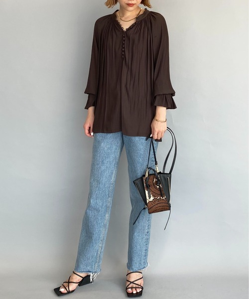 DIARIUM（ディアリウム）の「フロントクルミボタンギャザーブラウス（シャツ/ブラウス・レディース・ブラウン/ラベンダー・M）」の13枚目の写真