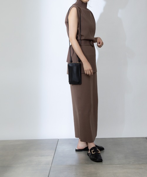 COLONY 2139（コロニートゥーワンスリーナイン）の「エステルヤーンペンシルスカート(セットアップ可)（スカート・レディース・ブラック/グレイッシュベージュ/モカ・LARGE/MEDIUM）」の8枚目の写真