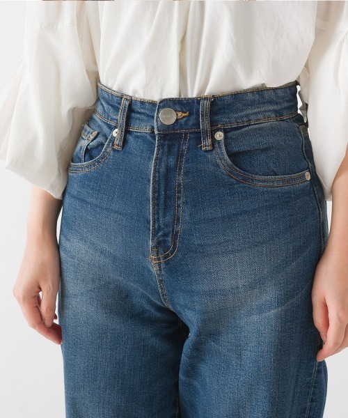 OMNES(オムネス)の「ストレッチデニム バルーンパンツ(デニムパンツ・レディース・ブラック系その他/ブルー系その他/ワンウォッシュ/ホワイト系その他・SMALL/MEDIUM/LARGE/X-LARGE)」の5枚目の写真