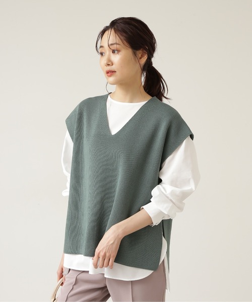 NATURAL BEAUTY BASIC（ナチュラルビューティーベーシック）の「畦フォルムベスト（ベスト・レディース・グリーン/ネイビー/グレイッシュベージュ・MEDIUM）」の22枚目の写真