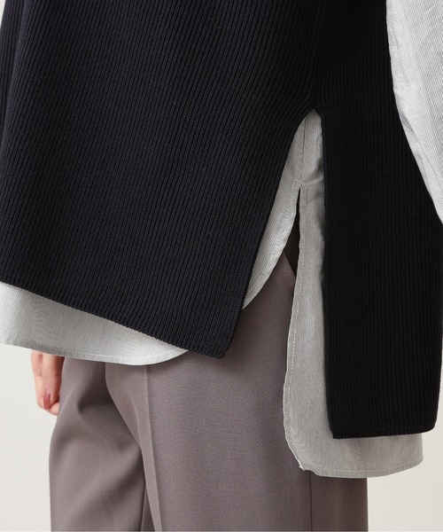 NATURAL BEAUTY BASIC（ナチュラルビューティーベーシック）の「畦フォルムベスト（ベスト・レディース・グリーン/ネイビー/グレイッシュベージュ・MEDIUM）」の10枚目の写真