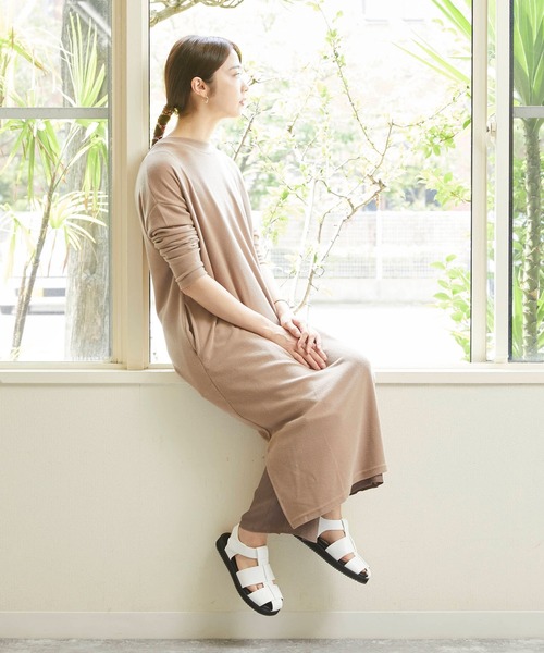 menue(メヌエ)の「グルカサンダル(サンダル・レディース・ホワイト/ブラック・S/3L/M/L/LL/XS)」の5枚目の写真