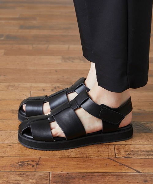 menue(メヌエ)の「グルカサンダル(サンダル・レディース・ホワイト/ブラック・S/3L/M/L/LL/XS)」の15枚目の写真