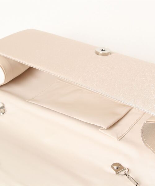 LUGG NAGG(ラグナグ)の「ラディアルプリーツパールパーティークラッチバッグ(クラッチバッグ・レディース・ベージュ/グレー/ネイビー/ブラック・FREE)」の5枚目の写真