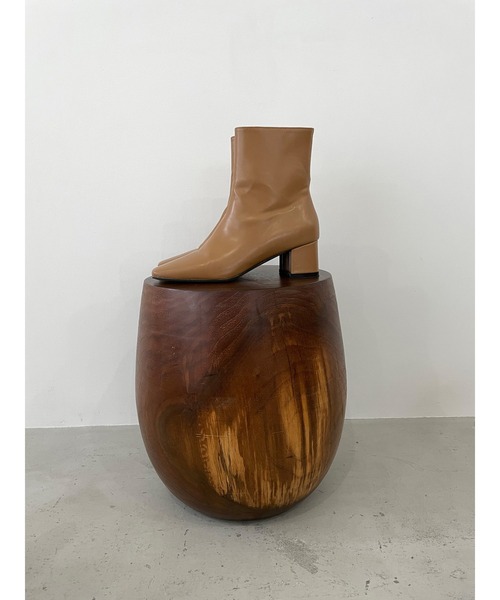 lawgy(ラウジー)の「soft square chunky heel boots(ブーツ・レディース・ブラック/ベージュ/ブラウン/アイボリー・S/M/L)」の19枚目の写真
