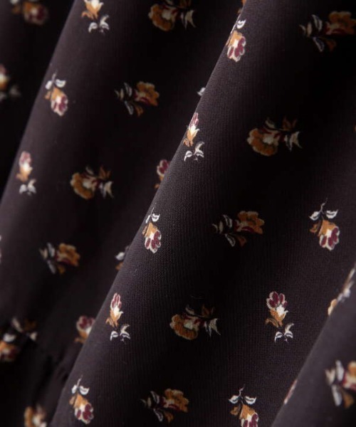 N.（N. Natural Beauty Basic）（エヌエヌナチュラルビューティーベーシック）の「【S Size Line】◆小花ティアードワンピース（ワンピース・レディース・ブラック系その他/グリーン系その他/レッド系その他・SMALL/MEDIUM）」の22枚目の写真