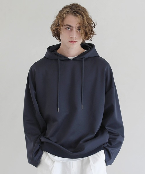 ETELIO（エテリオ）の「ボリューム袖ハイカウントポンチプルパーカー（パーカー・メンズ・チャコール/ブラック/モカ/ワイン/グリーン・L/S/M）」の3枚目の写真