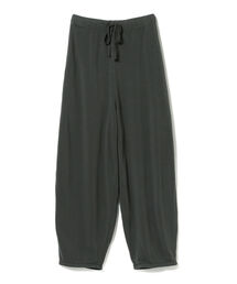 black crane カーペーターパンツ Black Crane Straight Draped Pants, Cream – Glasswing