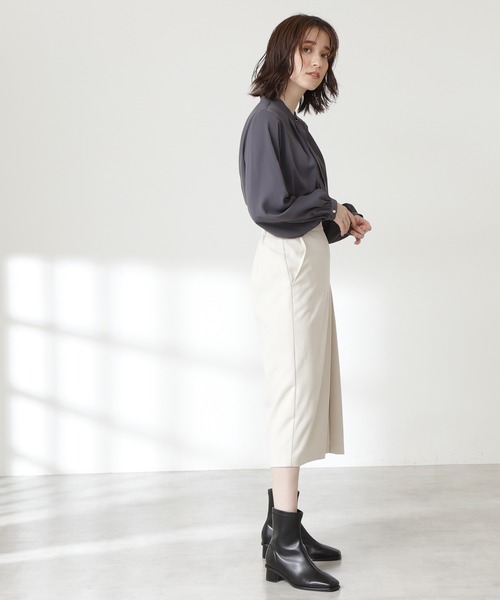 N.（N. Natural Beauty Basic）（エヌエヌナチュラルビューティーベーシック）の「≪◆スタンドカラーフロントタックブラウス≫（シャツ/ブラウス・レディース・チャコールグレー/オフホワイト/ネイビー/グリーン/ブルー・MEDIUM）」の15枚目の写真