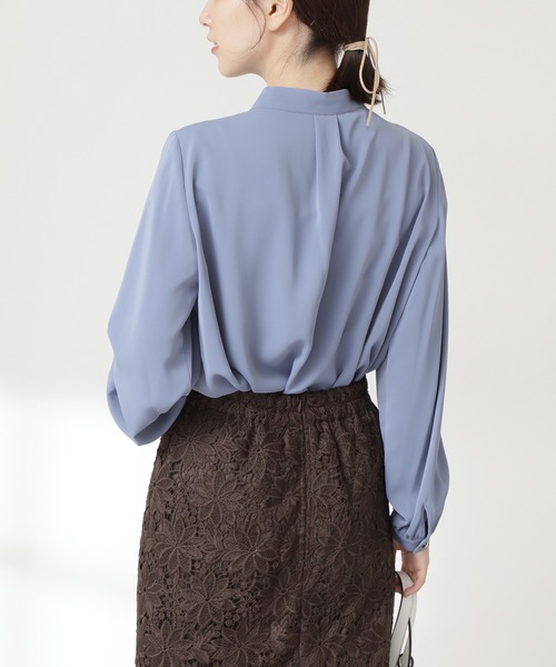 N.（N. Natural Beauty Basic）（エヌエヌナチュラルビューティーベーシック）の「≪◆スタンドカラーフロントタックブラウス≫（シャツ/ブラウス・レディース・チャコールグレー/オフホワイト/ネイビー/グリーン/ブルー・MEDIUM）」の16枚目の写真