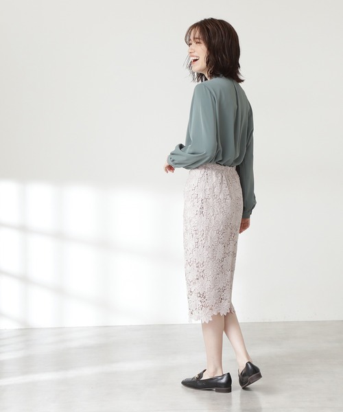 N.（N. Natural Beauty Basic）（エヌエヌナチュラルビューティーベーシック）の「≪◆スタンドカラーフロントタックブラウス≫（シャツ/ブラウス・レディース・チャコールグレー/オフホワイト/ネイビー/グリーン/ブルー・MEDIUM）」の13枚目の写真