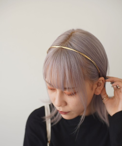 Port（ポート）の「ウェーブ メタル カチューシャ（カチューシャ・レディース・ゴールド/シルバー系その他/シルバー/ゴールド系その他・FREE）」の4枚目の写真