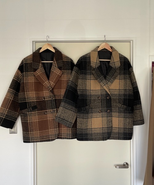 wee9s（ウィークス）の「over size check coat / オーバーサイズドロップショルダーチェックコート（テーラードジャケット・レディース・ブラック/ブラウン・FREE）」の4枚目の写真