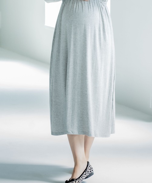 CHOCOA（チョコア）の「マキシリングマタニティ授乳ワンピース（マタニティウェア/グッズ・レディース・ブラック/グレー・FREE）」の4枚目の写真