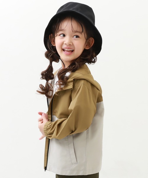 devirock(デビロック)の「撥水 バイカラー ウインドブレーカー(ナイロンジャケット・キッズ・ブラック/ブルーグレー/ブラウン系その他/ダークベージュ・110cm/100cm/120cm/130cm/140cm/150cm/160cm)」の19枚目の写真