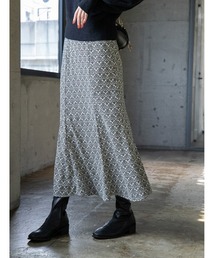 アラベスク柄マーメイドスカート